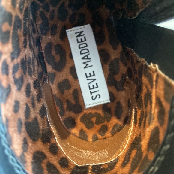 Steve Madden Girls JHIPSTER Chelsea Boot Black Suede NWT - Picture 7 of 7